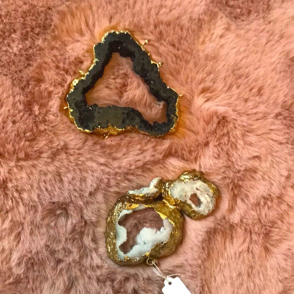 Set of druzy pendants